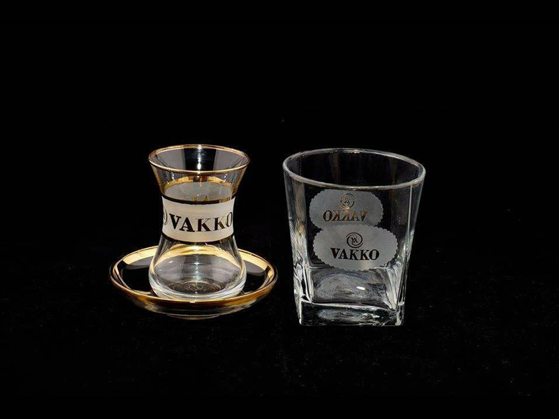 İsimli Bardak